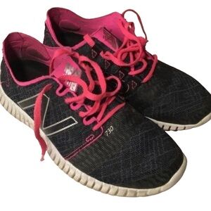 New balance W730LBS shoe size 6 women’s